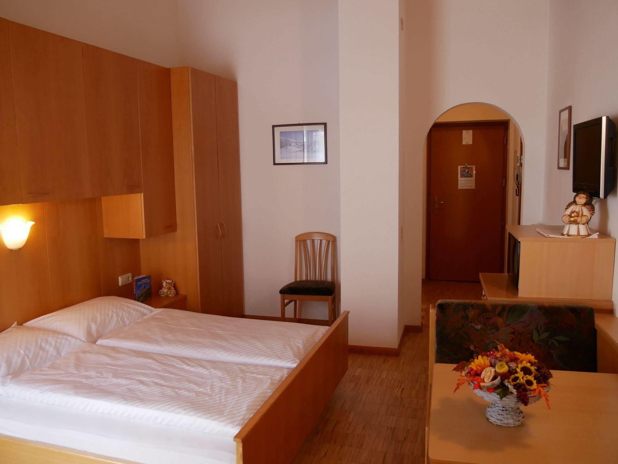 Appartmenthotel Residence Elvis Hotel Ortisei