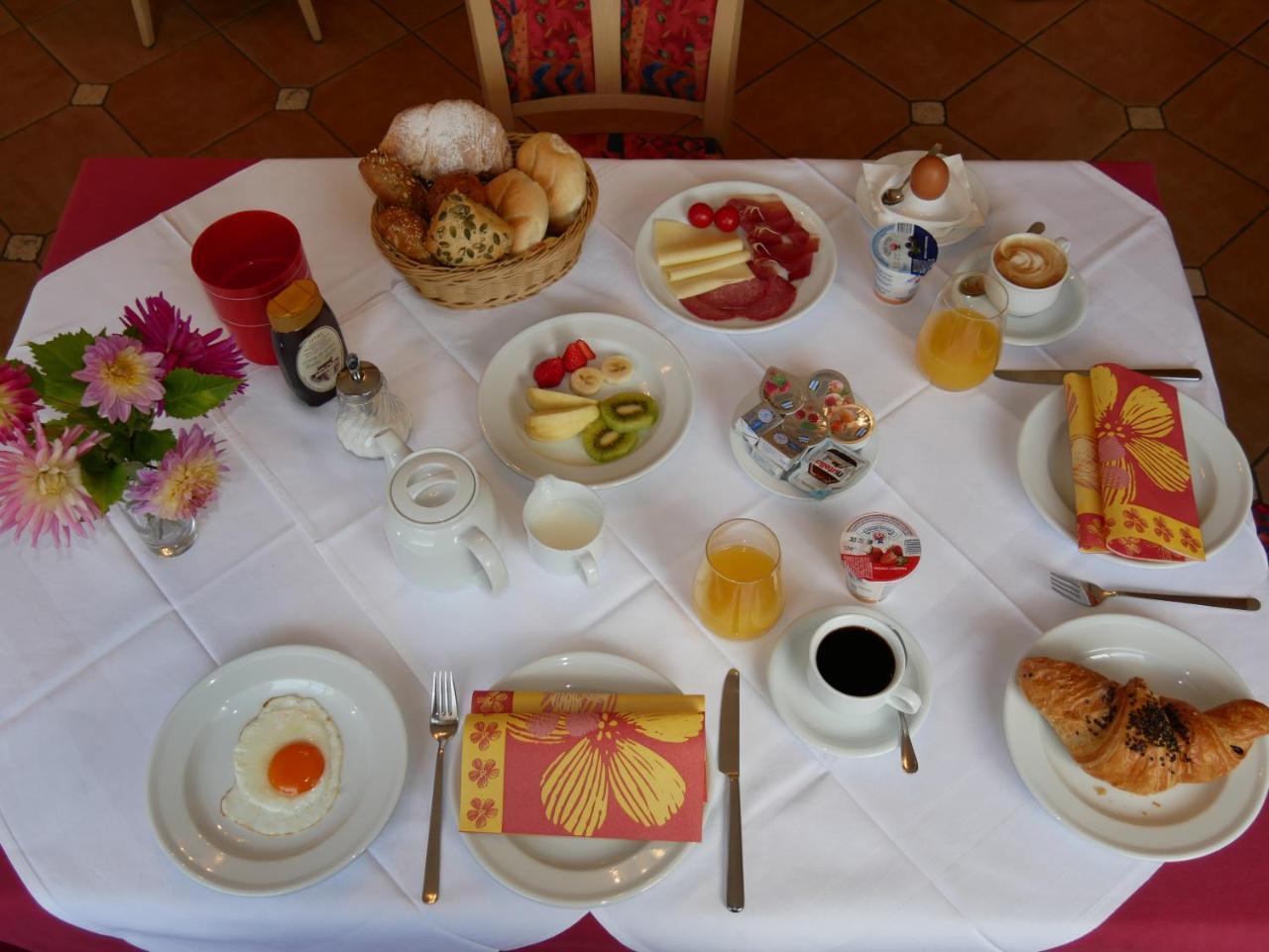 Appartmenthotel Elvis Urtijëi