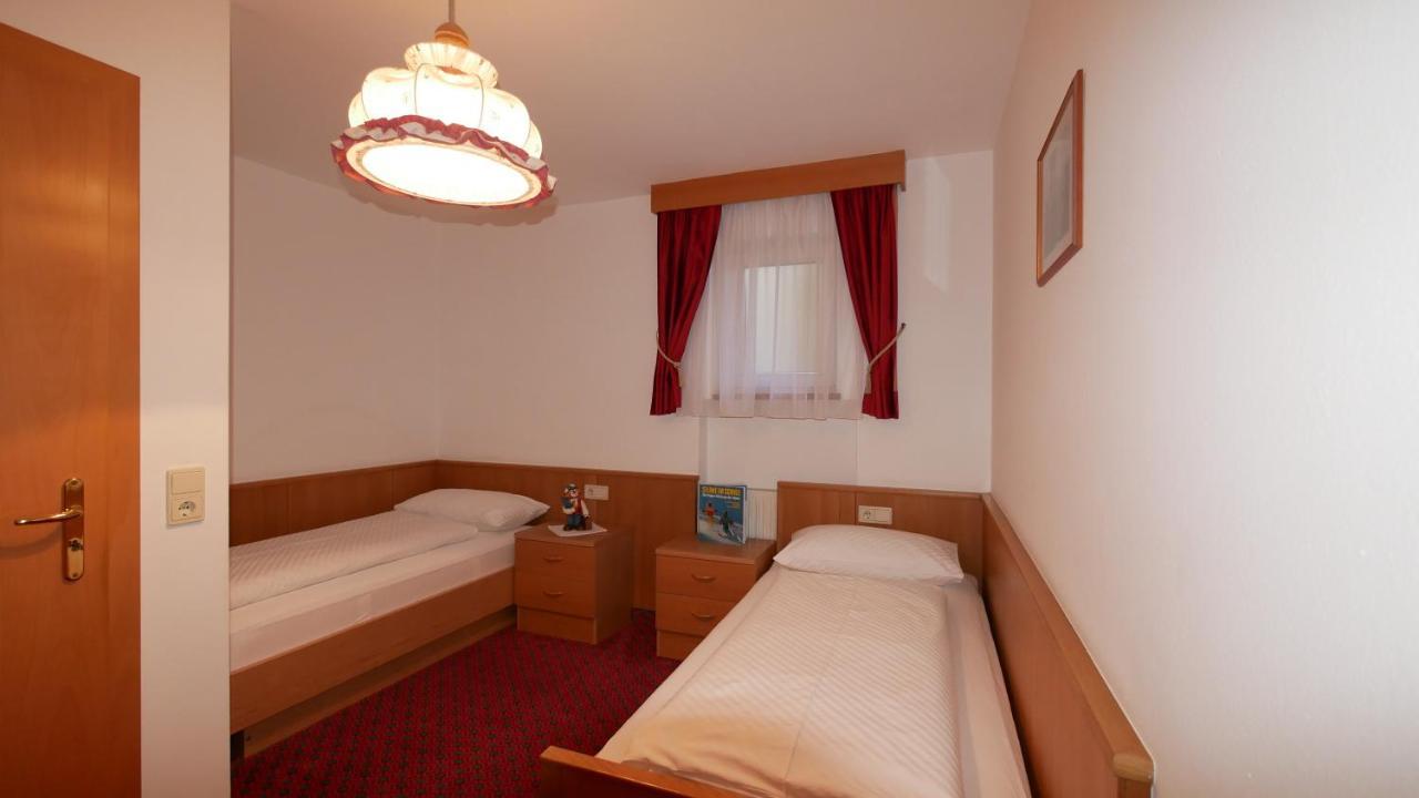 Appartmenthotel Residence Elvis Hotel 2*